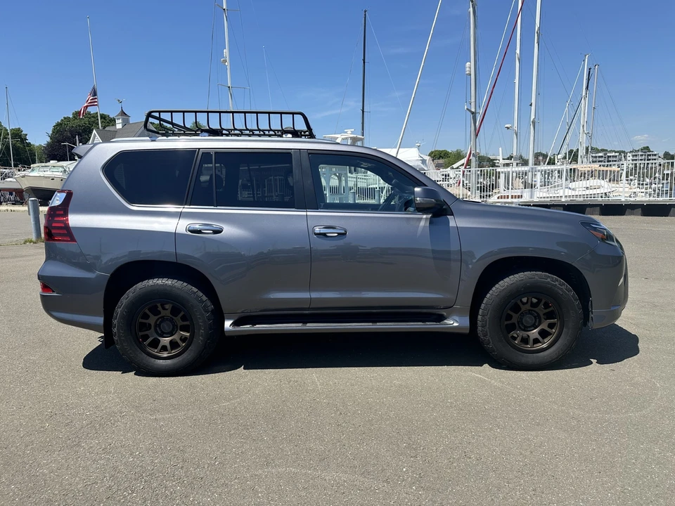 2021 Lexus GX 2nd Gen - Image 27 of 31