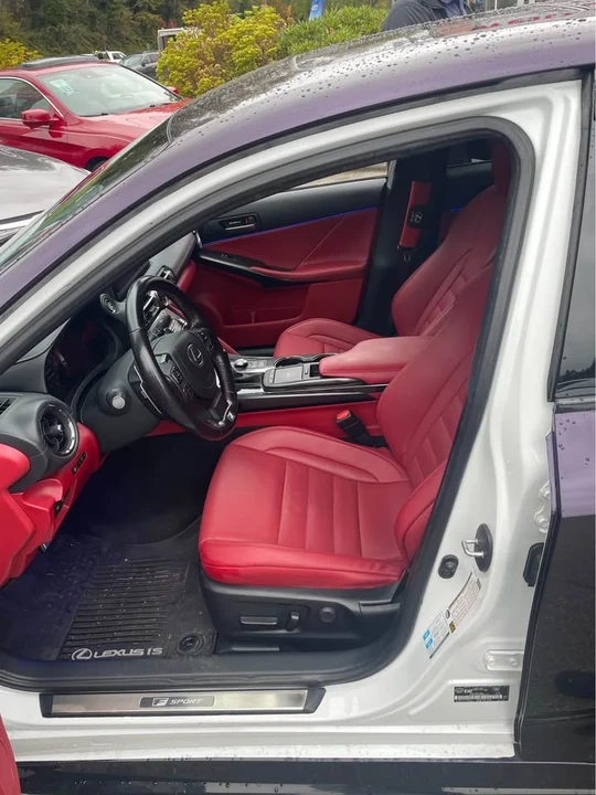 2021 Lexus IS 3rd Gen - Image 8 of 12