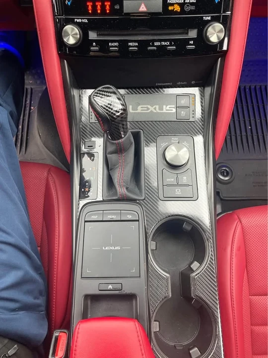 2021 Lexus IS 3rd Gen - Image 9 of 12