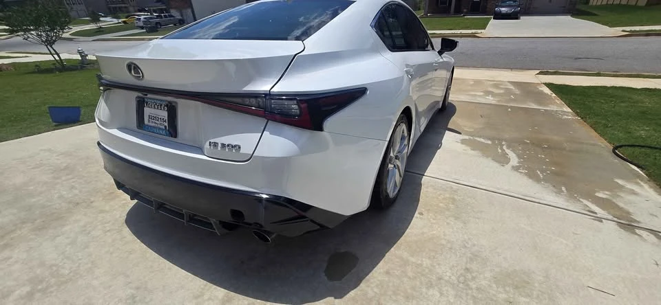 2021 Lexus IS 3rd Gen - Image 14 of 16