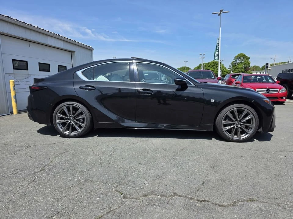2021 Lexus IS 3rd Gen - Image 7 of 8