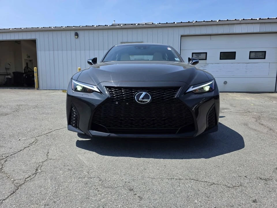 2021 Lexus IS 3rd Gen - Image 3 of 8