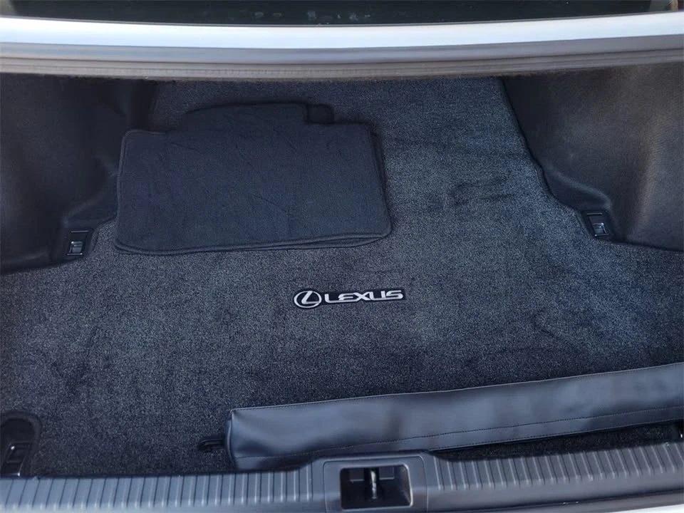 2021 Lexus IS 3rd Gen - Image 13 of 14