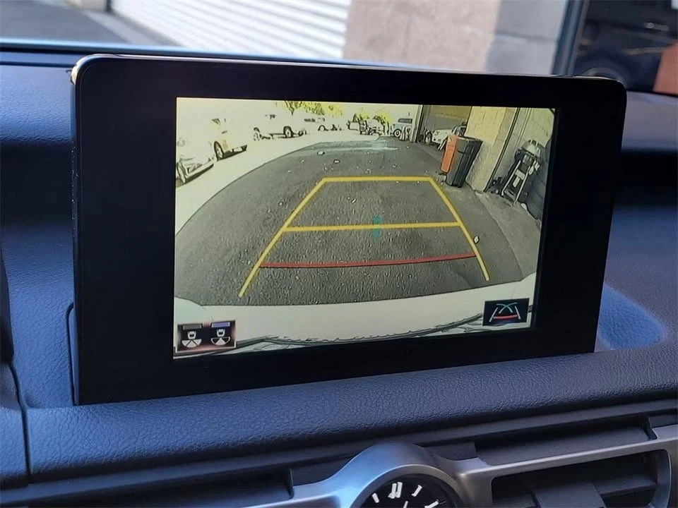2021 Lexus IS 3rd Gen - Image 7 of 14