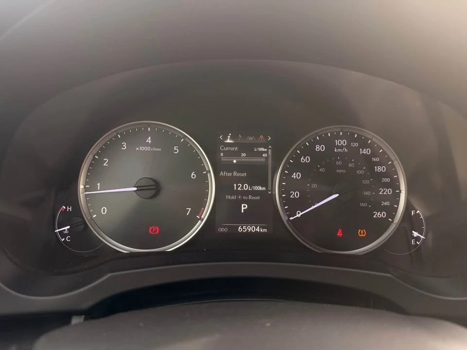 2021 Lexus IS 3rd Gen - Image 11 of 17