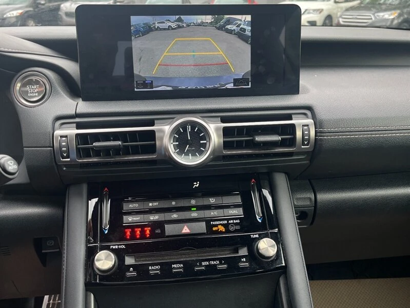 2021 Lexus IS 3rd Gen - Image 12 of 15
