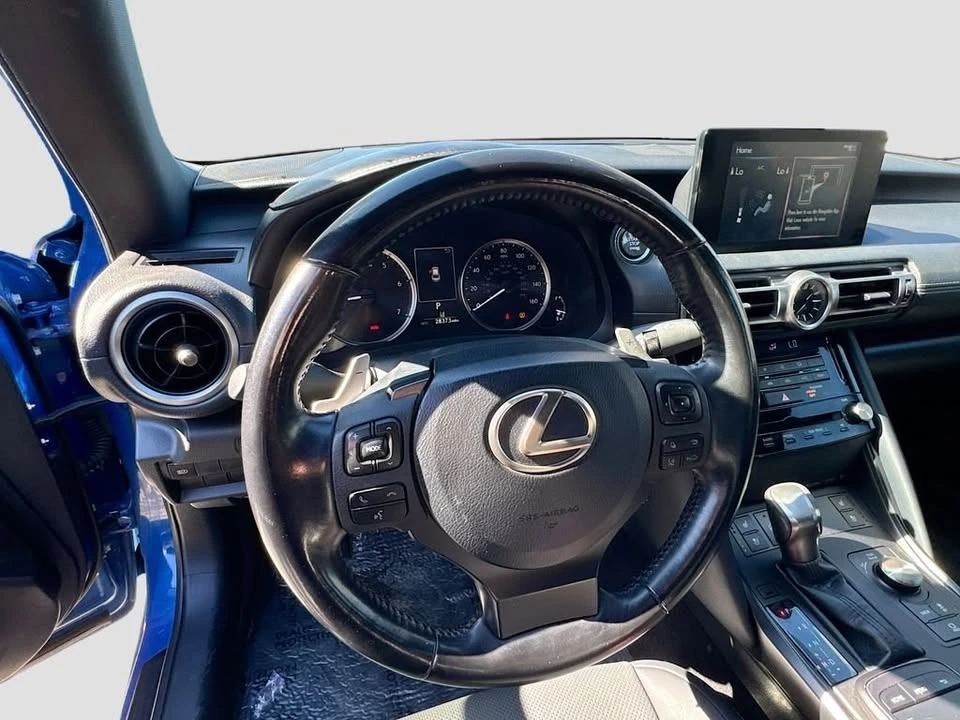 2021 Lexus IS 3rd Gen - Image 11 of 20