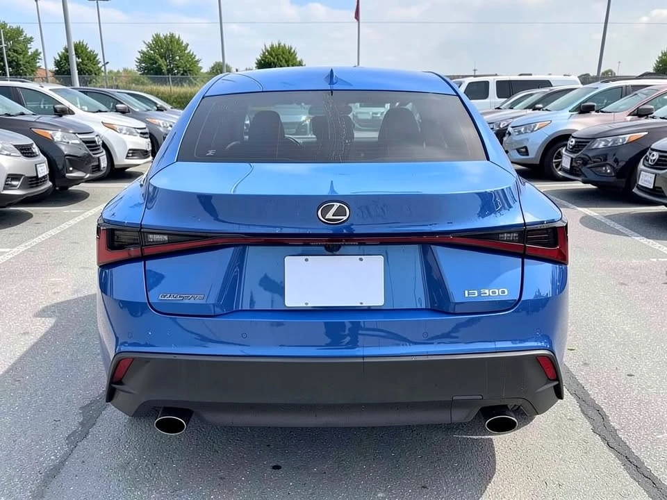 2021 Lexus IS 3rd Gen - Image 6 of 20