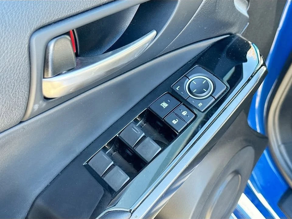 2021 Lexus IS 3rd Gen - Image 17 of 20