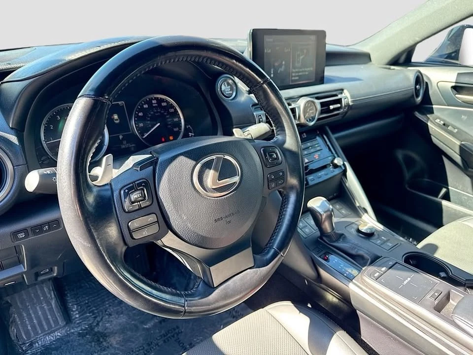 2021 Lexus IS 3rd Gen - Image 9 of 20