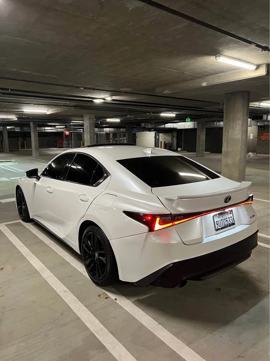 2021 Lexus IS 3rd Gen - Image 8 of 19