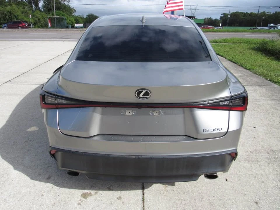 2021 Lexus IS 3rd Gen - Image 4 of 17