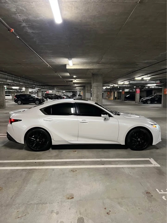 2021 Lexus IS 3rd Gen - Image 12 of 19