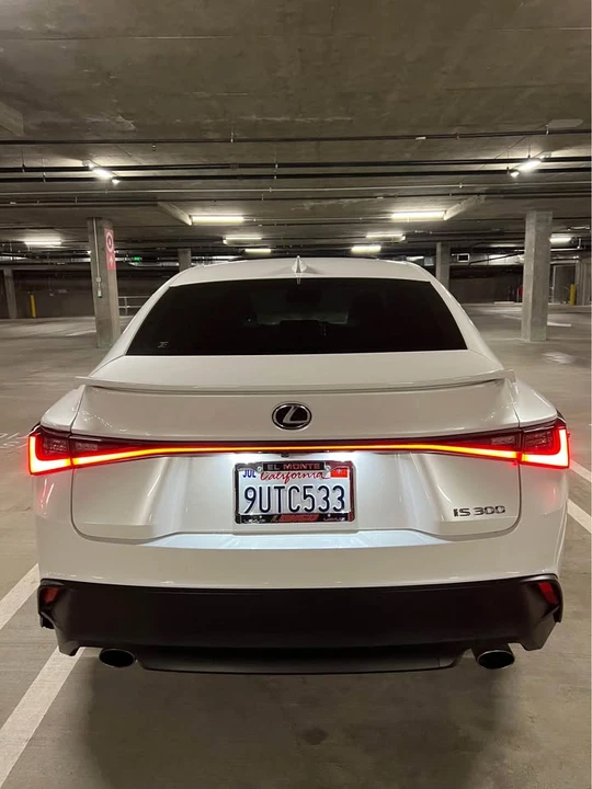 2021 Lexus IS 3rd Gen - Image 7 of 19