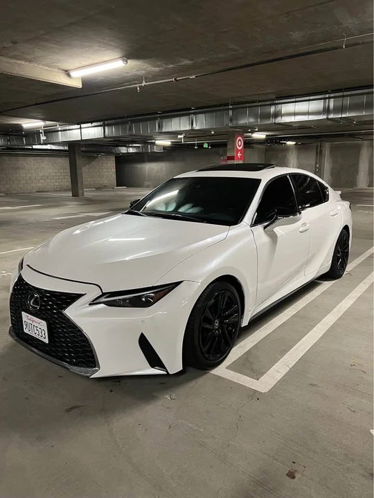 2021 Lexus IS 3rd Gen - Image 2 of 19