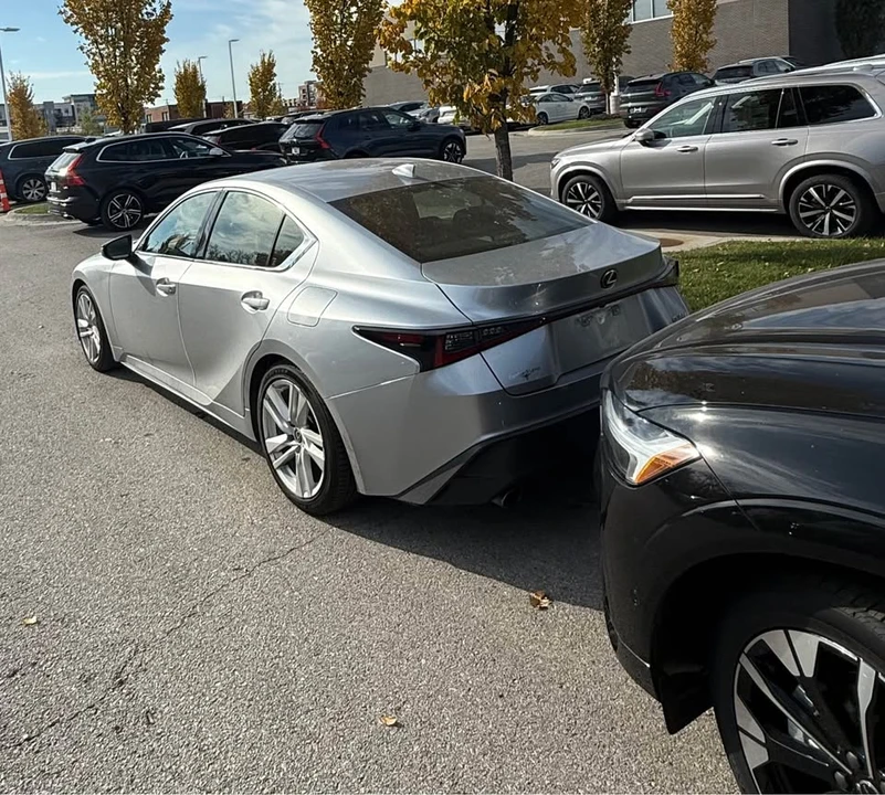 2021 Lexus IS 3rd Gen - Image 2 of 3