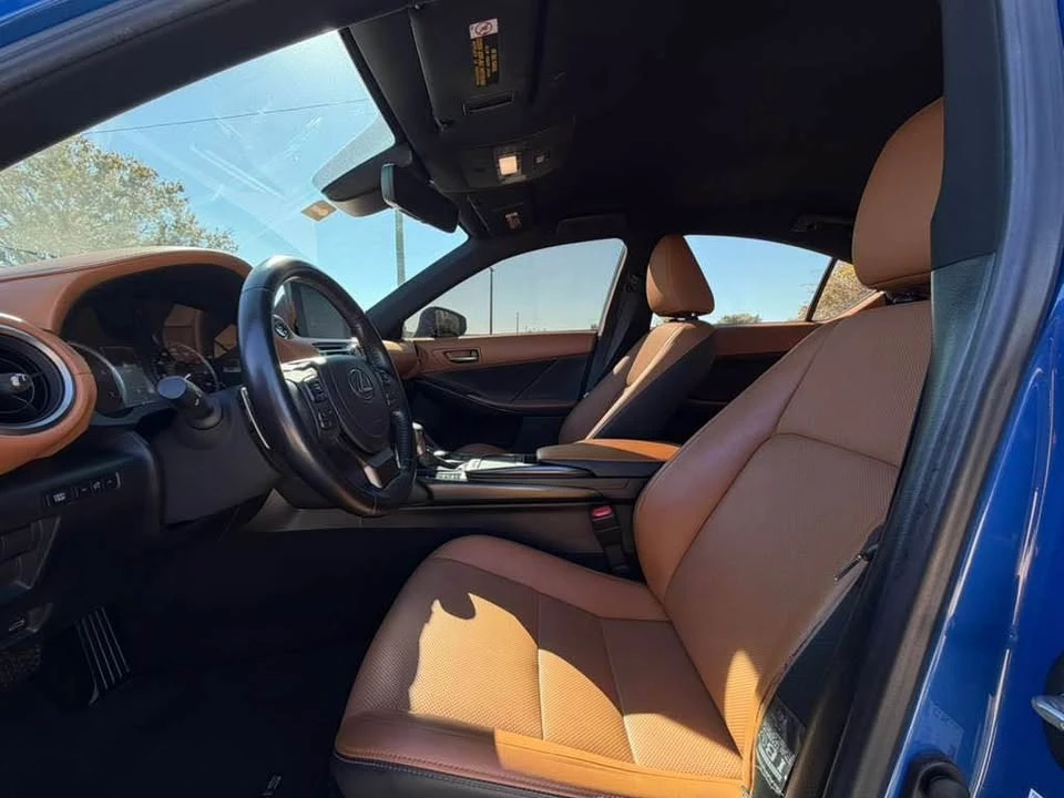 2021 Lexus IS 3rd Gen - Image 16 of 18