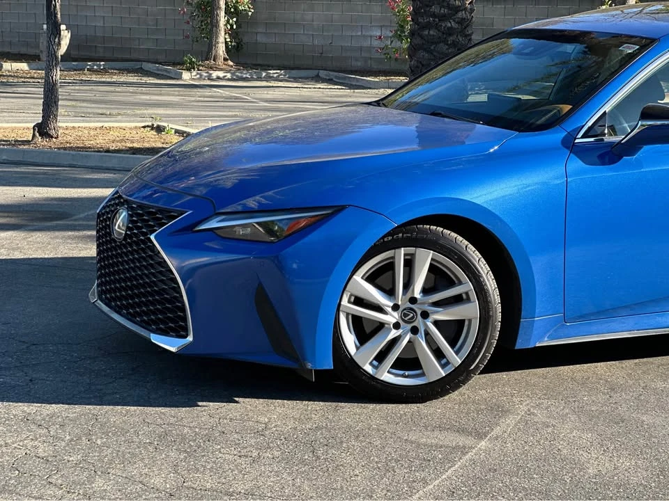 2021 Lexus IS 3rd Gen - Image 9 of 9