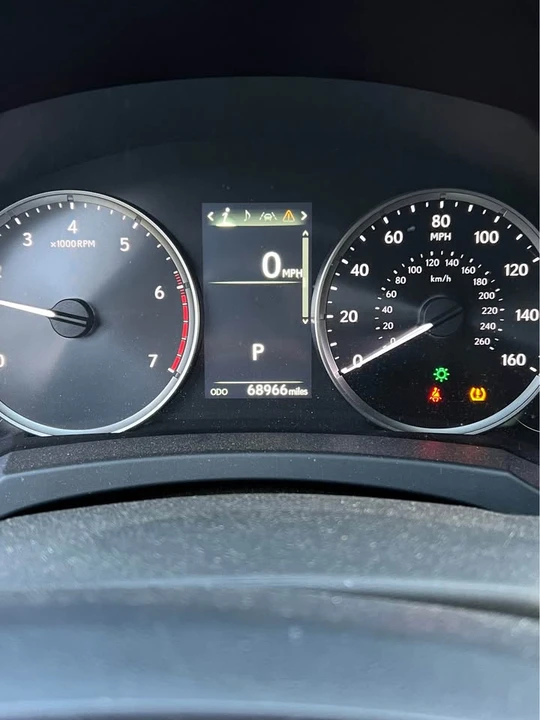 2021 Lexus IS 3rd Gen - Image 7 of 7