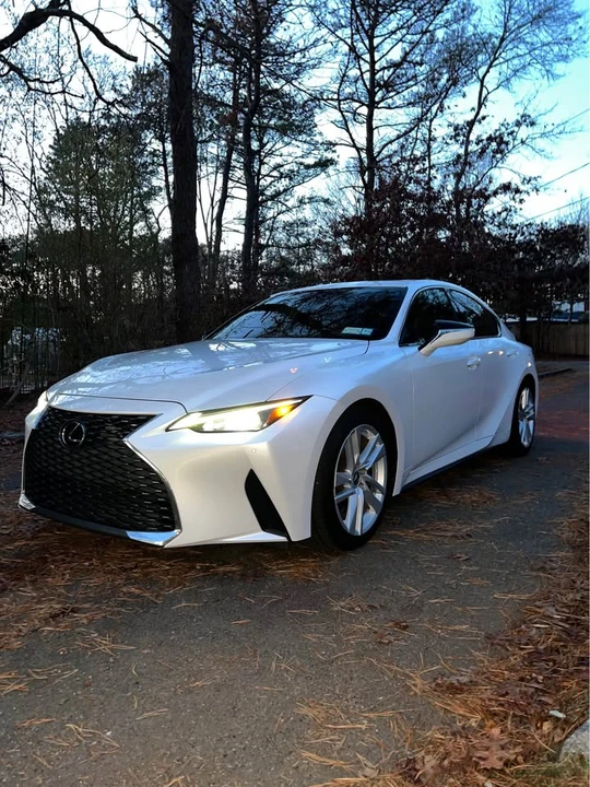 2021 Lexus IS 3rd Gen - Image 2 of 7