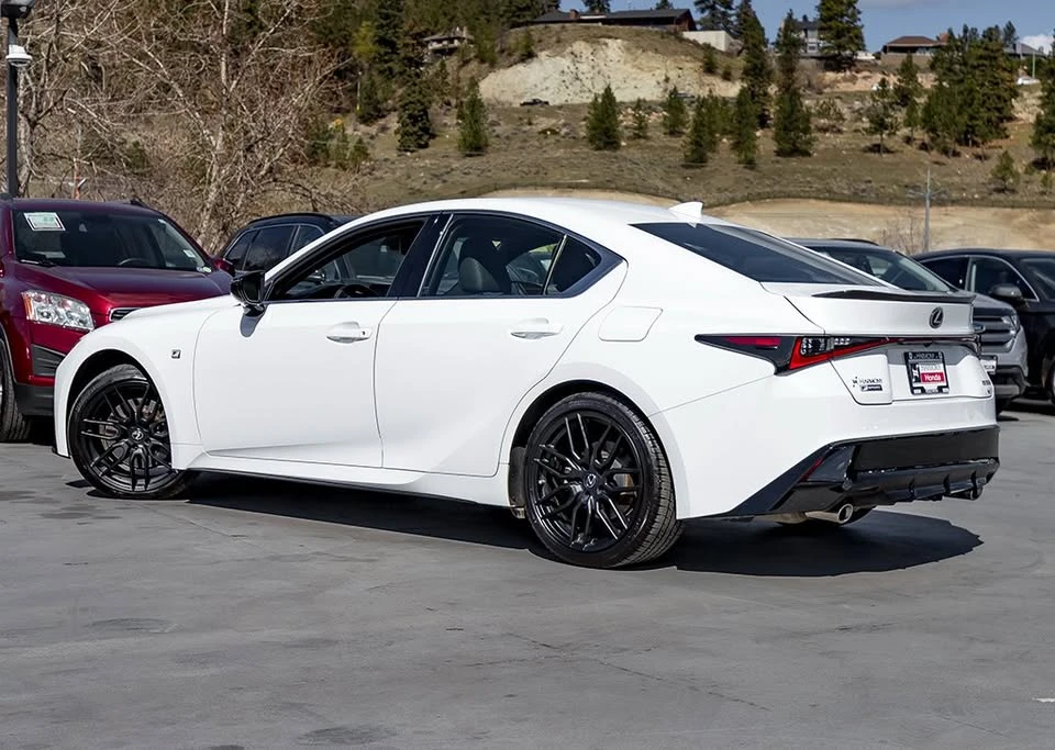 2021 Lexus IS 3rd Gen - Image 2 of 6