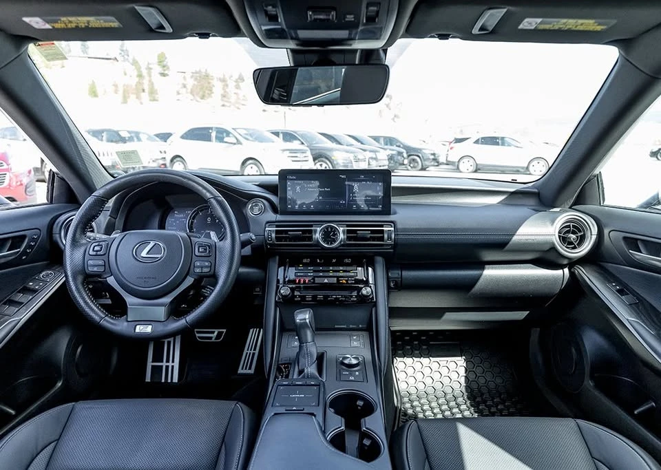 2021 Lexus IS 3rd Gen - Image 6 of 6