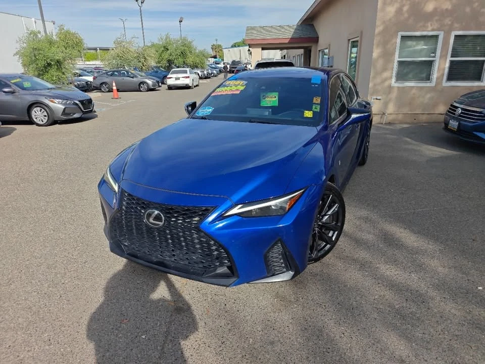 2021 Lexus IS 3rd Gen - Image 14 of 20