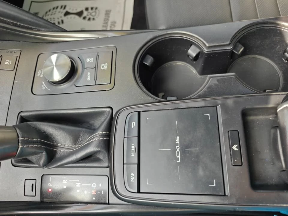 2021 Lexus IS 3rd Gen - Image 13 of 20
