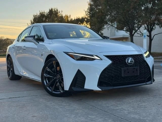 2021 Lexus IS 3rd Gen - Image 8 of 16