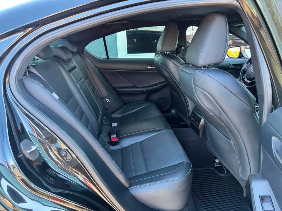 2021 Lexus IS 3rd Gen - Image 13 of 20