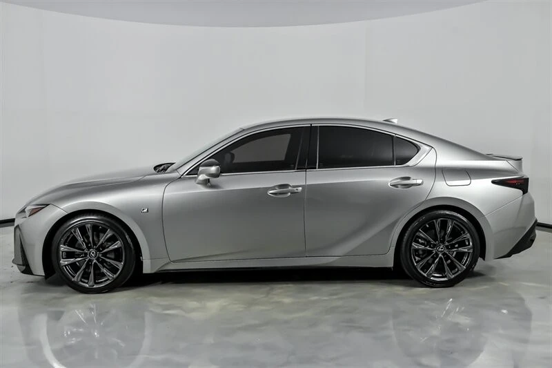 2021 Lexus IS 3rd Gen - Image 7 of 12