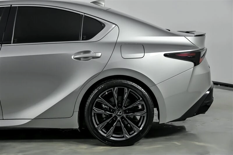 2021 Lexus IS 3rd Gen - Image 8 of 12