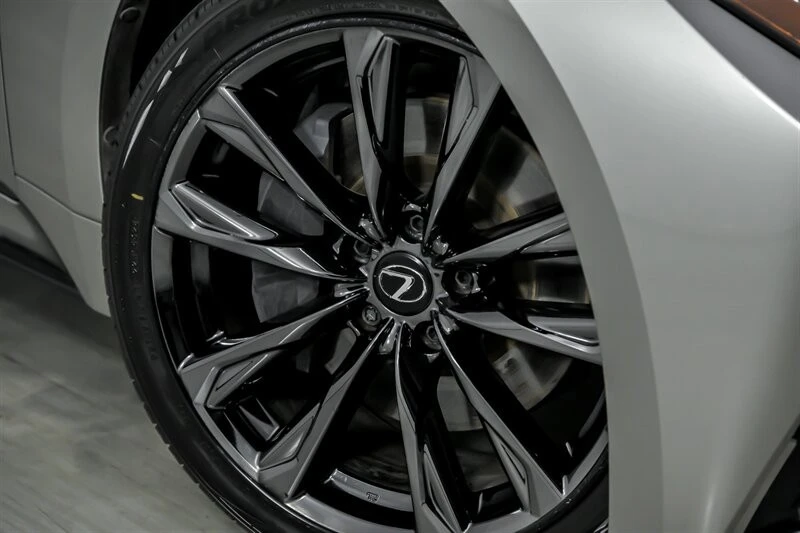 2021 Lexus IS 3rd Gen - Image 3 of 12