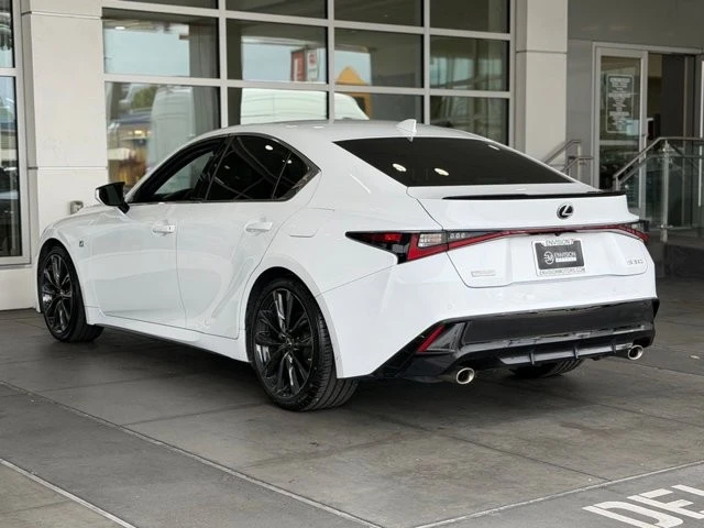 2021 Lexus IS 3rd Gen - Image 9 of 31
