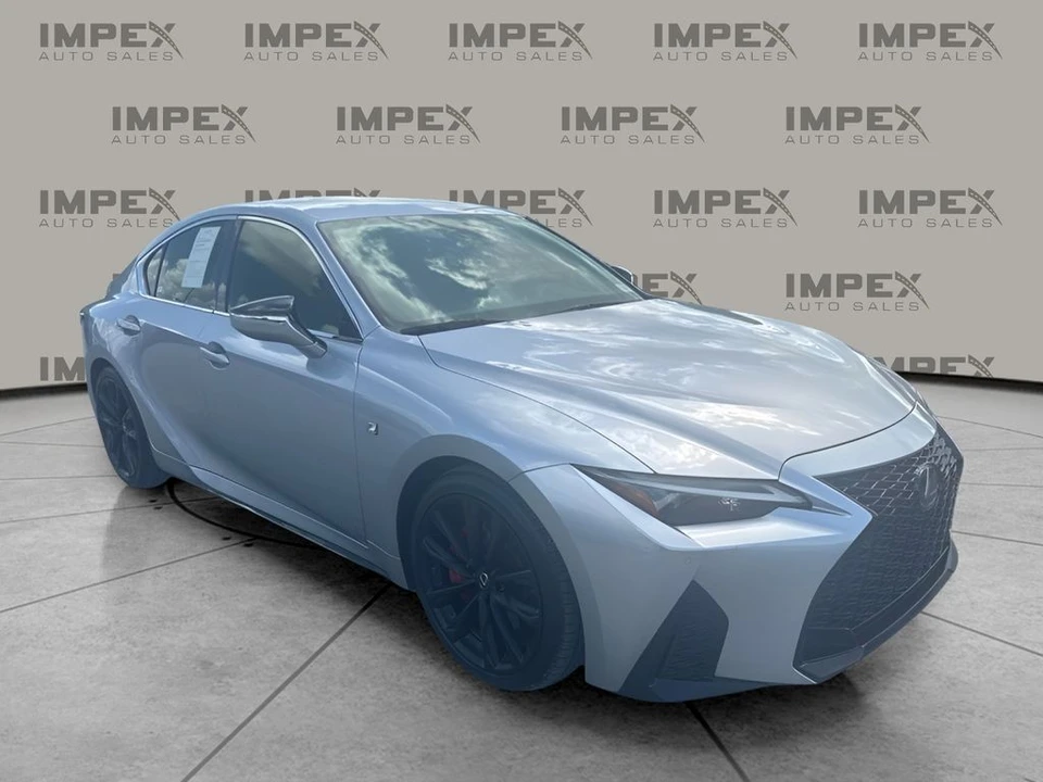 2021 Lexus IS 3rd Gen - Image 4 of 20