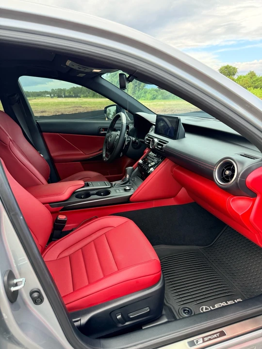 2021 Lexus IS 3rd Gen - Image 9 of 15