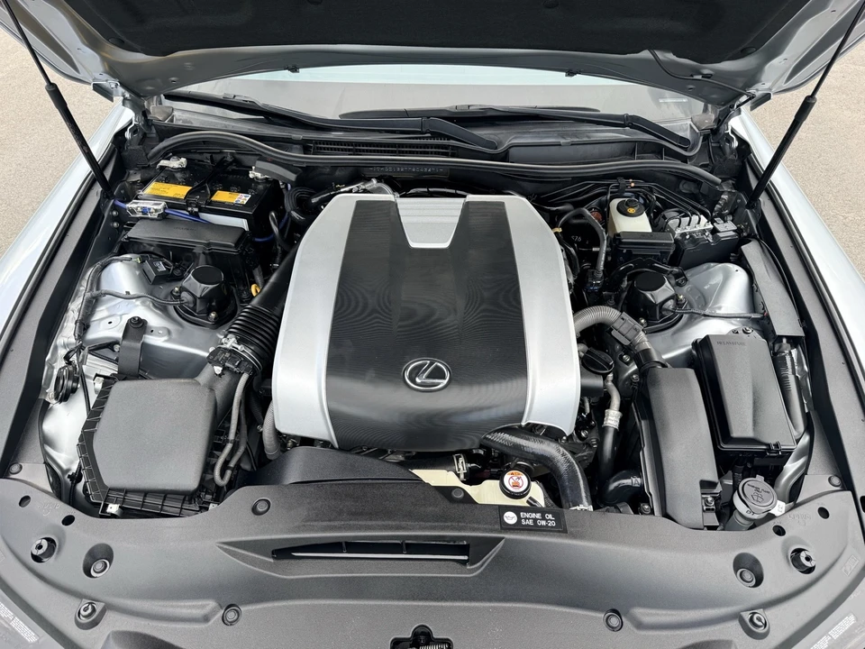 2021 Lexus IS 3rd Gen - Image 15 of 15