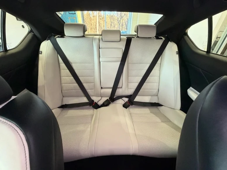 2021 Lexus IS 3rd Gen - Image 12 of 12