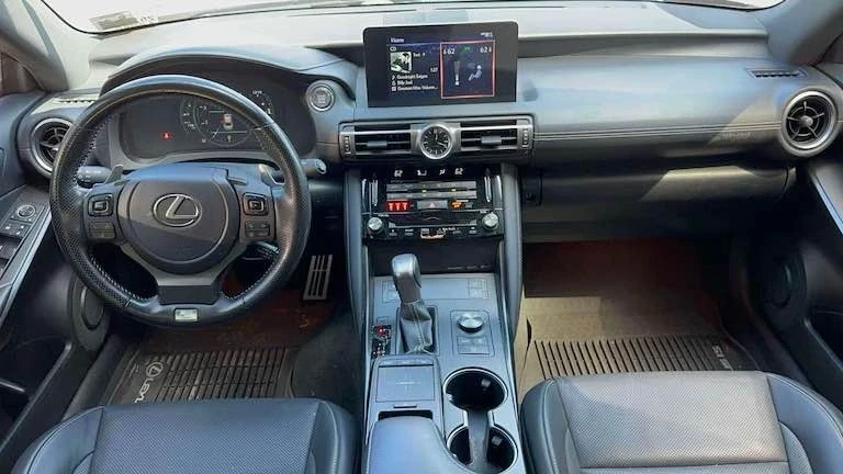 2021 Lexus IS 3rd Gen - Image 6 of 8
