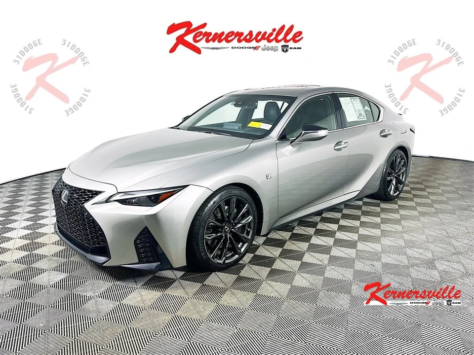 2021 Lexus IS 3rd Gen - Image 3 of 12