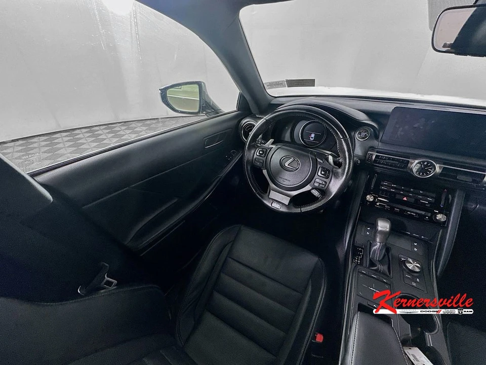 2021 Lexus IS 3rd Gen - Image 9 of 21