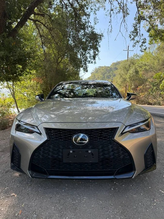 2021 Lexus IS 3rd Gen - Image 4 of 24