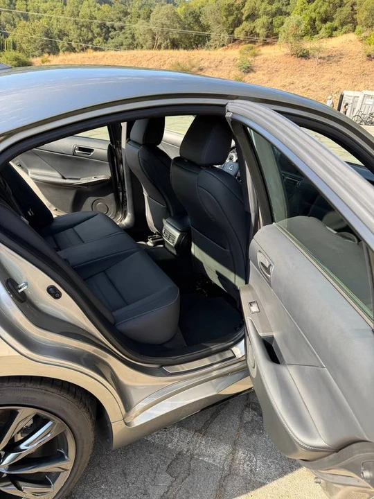2021 Lexus IS 3rd Gen - Image 14 of 24