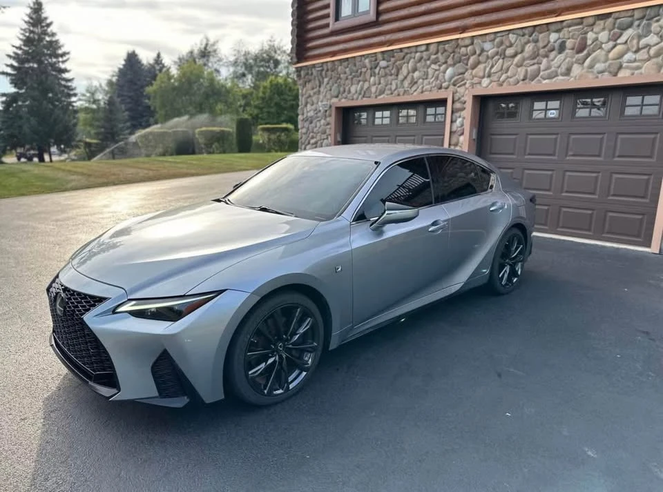 2021 Lexus IS 3rd Gen - Image 2 of 9
