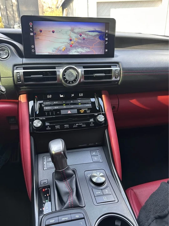 2021 Lexus IS 3rd Gen - Image 11 of 15