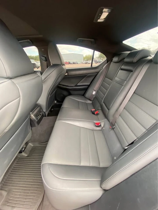 2021 Lexus IS 3rd Gen - Image 10 of 15