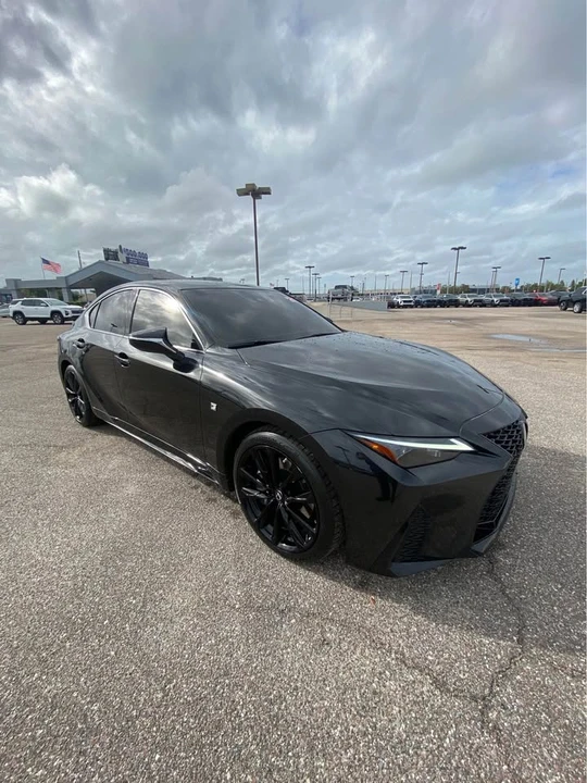 2021 Lexus IS 3rd Gen - Image 8 of 15