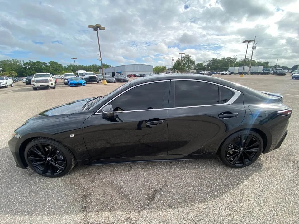 2021 Lexus IS 3rd Gen - Image 3 of 15