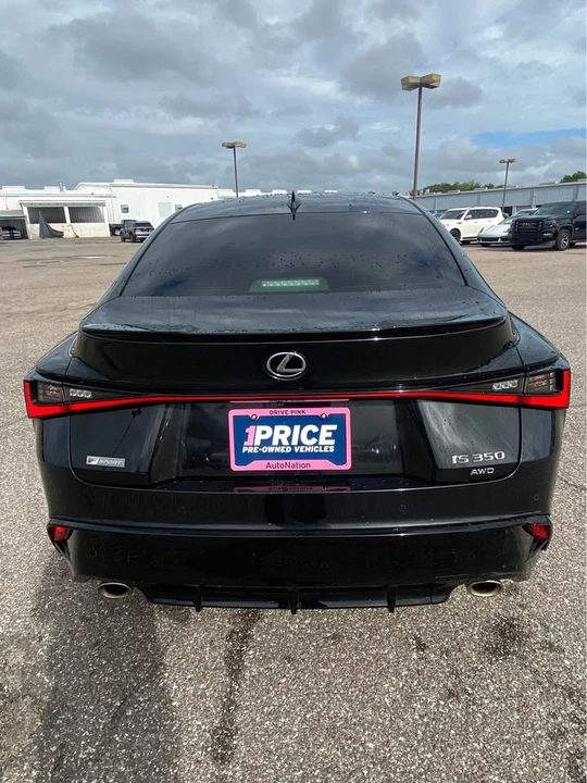 2021 Lexus IS 3rd Gen - Image 5 of 15