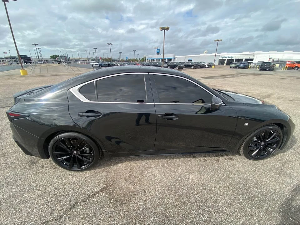 2021 Lexus IS 3rd Gen - Image 7 of 15